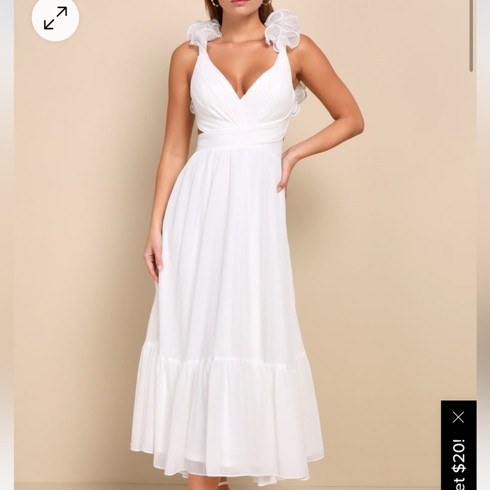 Lulu’s Lace Up Midi Dress